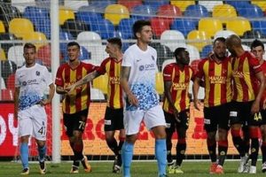Trabzonspor'un kalesi d&uuml;şt&uuml;