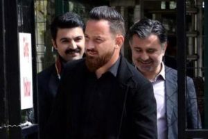 Futbolcu Deniz Naki'den flaş karar