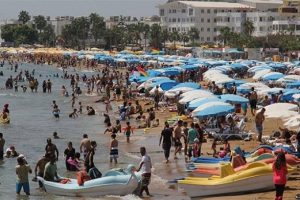 Mersin sahillerinde tatil yoğunluğu