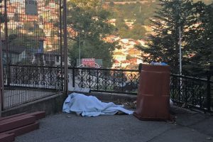 Bursa'da hastane bah&ccedil;esinde şok &ouml;l&uuml;m! Taburcu edilmişti...