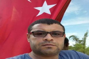 Evlilik yıld&ouml;n&uuml;m&uuml;n&uuml; kutlamak i&ccedil;in gittiği restoranda &ouml;ld&uuml;