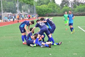 Bursa Yıldırım Belediyespor zirveye oynuyor