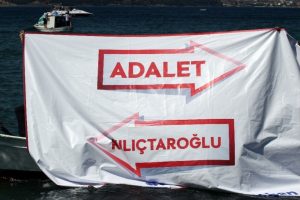 Alkol rezaletine pankartlı tepki