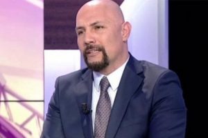 Eski milli futbolcu tutuklandı!
