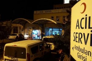 D&uuml;ğ&uuml;n yemeğinden 15 kişi zehirlendi