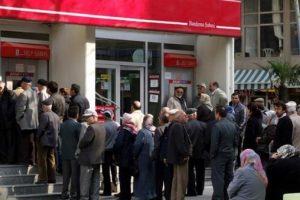 Emekli olmak isteyenlere &ouml;nemli uyarı! Bir an &ouml;nce bunu yapın...