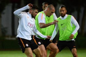 Galatasaray, Antalyaspor ma&ccedil;ı hazırlıklarına başladı