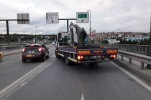 İstanbul'da bazı yollar trafiğe kapatıldı