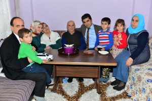 Bursa Yıldırım'da engelsiz y&uuml;zler g&uuml;l&uuml;yor