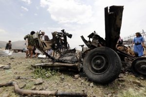 Yemen'de hava saldırısı: 13 &ouml;l&uuml;