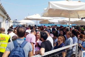 2 bin 200 T&uuml;rk turistin tatili zehir oldu