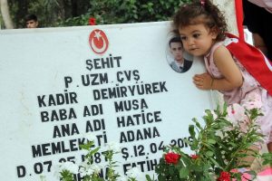 "Torunum 1.5 yıldır babasının gelmesini bekliyor"