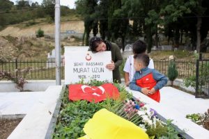 "İlk kez bu kabirden mahcup olmadan d&ouml;neceğim"
