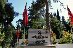 Şehit asteğmen Bursa'daki mezarı başında anıldı