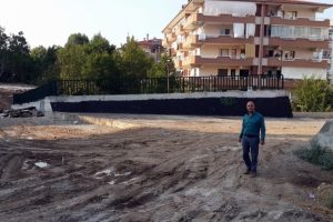 AK Parti Mudanya İl&ccedil;e Başkanı &Uuml;nal, &ccedil;alışmaları yerinde inceledi