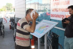 Bursa İneg&ouml;l'de 62 acemi kasap hastanelik oldu
