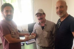 Taşındığı evde unutulan parayı harcadı
