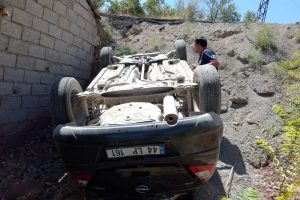 Direksiyon hakimiyetini kaybetti: 5 yaralı