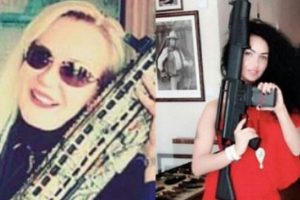 Yeğen Dora Ercan'ın şok fotoğrafları ortaya &ccedil;ıktı!