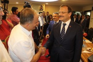 &Ccedil;avuşoğlu Bursa'da Memur-Sen &uuml;yeleri ile bayramlaştı