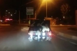 Bagajın i&ccedil;erisinde &ouml;l&uuml;me meydan okudular