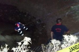 Koyunu kurtarmak i&ccedil;in girdiği kuyu sonu oldu