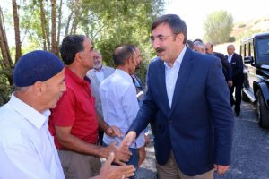 AK Parti'li Yılmaz: "T&uuml;rkiye g&uuml;&ccedil;lendik&ccedil;e &ccedil;evresine daha &ccedil;ok sahip &ccedil;ıkacaktır"