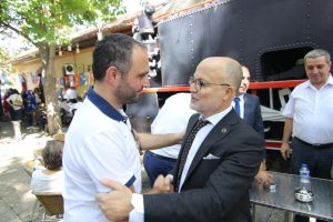 Ak Parti Bursa Osmangazi teşkilatı bayramlaştı