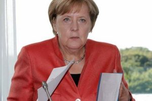 Merkel'den 'T&uuml;rkiye' a&ccedil;ıklaması geldi