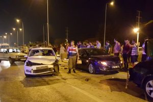Zincirleme kazada 8 kişi yaralandı