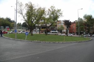 Bursa Teferr&uuml;&ccedil;'teki kavşak d&uuml;zenleme &ccedil;alışmaları tamamlandı