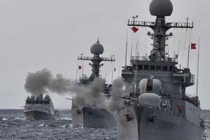 Kuzey Kore tehdidine karşı savaş gemilerini cepheye yığdılar!
