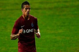 Luis Ibanez yol ayrımında