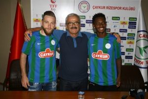 &Ccedil;aykur Rizespor'dan &ccedil;ifte imza