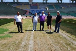 GAP Stadyumu'nun &ccedil;imleri sıcaktan kurudu