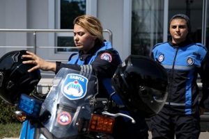Motosikletli kadın zabıtalar g&ouml;reve başladı