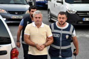 Marmaris'te FET&Ouml; ş&uuml;phelisi Rodos'a giderken yakalandı