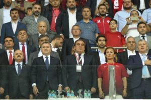 Demir&ouml;ren: "Ma&ccedil;larımızı kazanmak zorundayız"