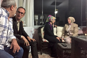 AK Parti Bursa Milletvekili G&ouml;zge&ccedil;'ten bayramda şehit ailelerine ziyaret