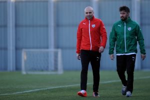 Bursasporlu futbolcuya yanlış teşhis futbol hayatını tehlikeye sokuyordu
