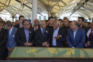 Kılı&ccedil;daroğlu, Fikret Kemal Yıldırım'ın cenaze t&ouml;renine katıldı
