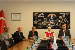 Bursa Ticaret Borsası ipek b&ouml;cek&ccedil;iliğini masaya yatırdı