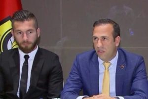 Adem B&uuml;y&uuml;k resmen Malatyaspor'da!