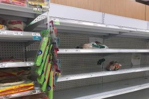 Florida, Karayipler'i vuran Irma Kasırgasına hazırlanıyor