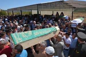 Bursa'daki feci kazanın kurbanları Tokat'ta toprağa verildi