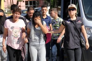 PKK operasyonunda anne-kız tutuklandı
