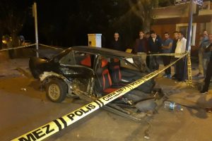 Bu otomobilden sağ &ccedil;ıktı