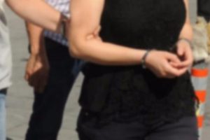 PKK'lı kadın ter&ouml;ristin şifresi b&ouml;yle &ccedil;&ouml;z&uuml;ld&uuml;!