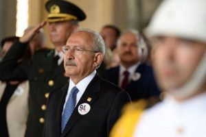 Kılı&ccedil;daroğlu'ndan Zafer &Ccedil;ağlayan yorumu