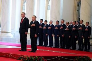 Erdoğan'ın karşılandığı t&ouml;reninde dikkat &ccedil;eken isimler!